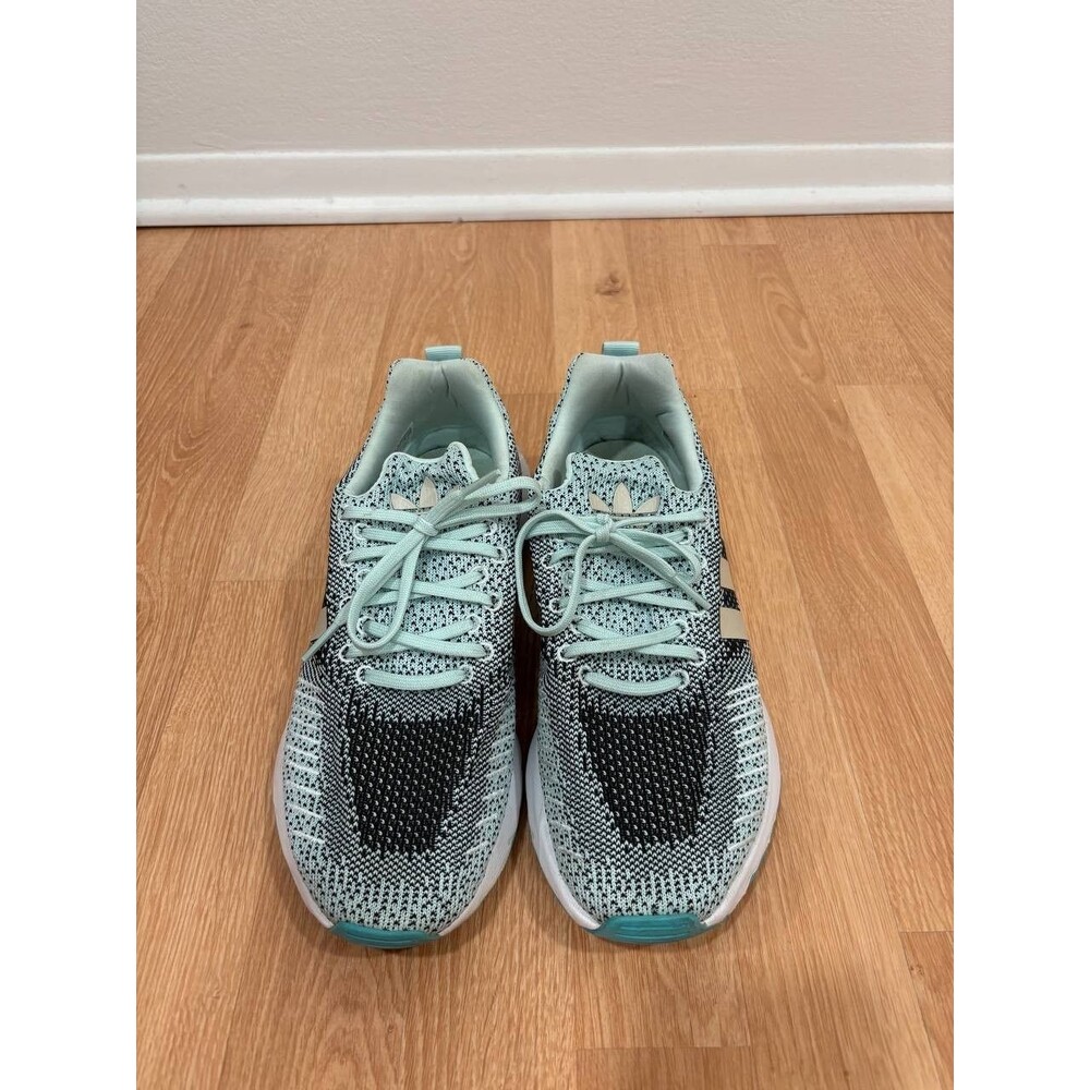 Adidas SWIFT RUN 22 SHOES size 8.5 - Picture 2 of 3